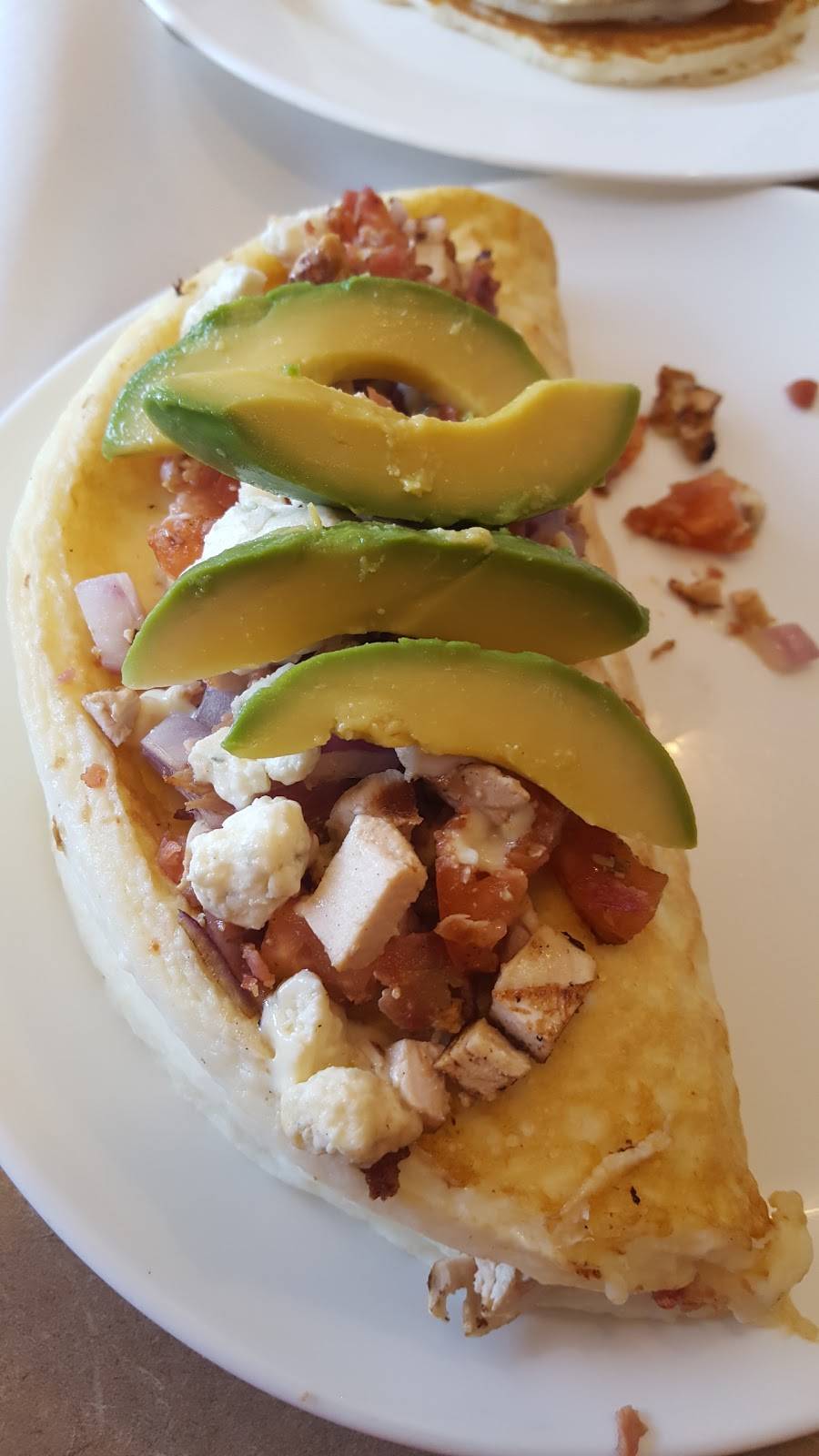 Chips Family Restaurant | restaurant | 321 Boston Post Rd, Orange, CT 06477, USA | 2037955065 OR +1 203-795-5065