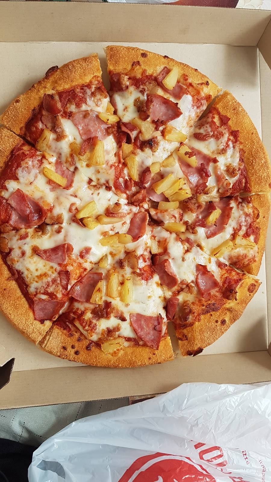 Pizza Hut | restaurant | 6700 S Stony Island Ave, Chicago, IL 60649, USA | 7739476770 OR +1 773-947-6770