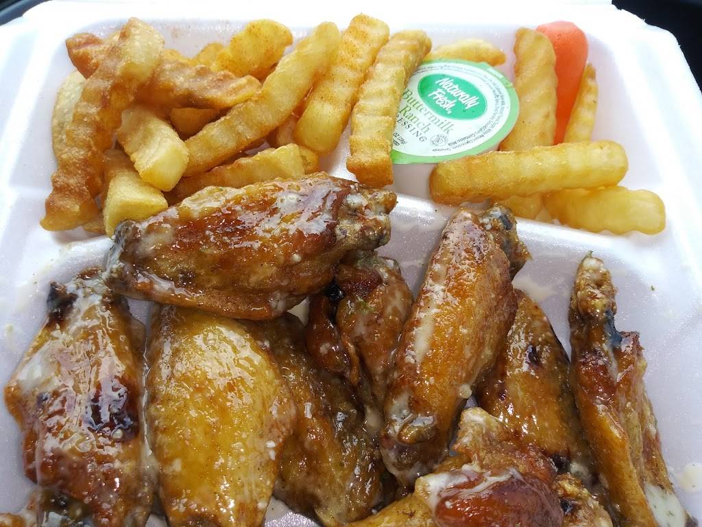 Tims Chicken | restaurant | 2881 Covington Pike, Memphis, TN 38128, USA | 9012073645 OR +1 901-207-3645