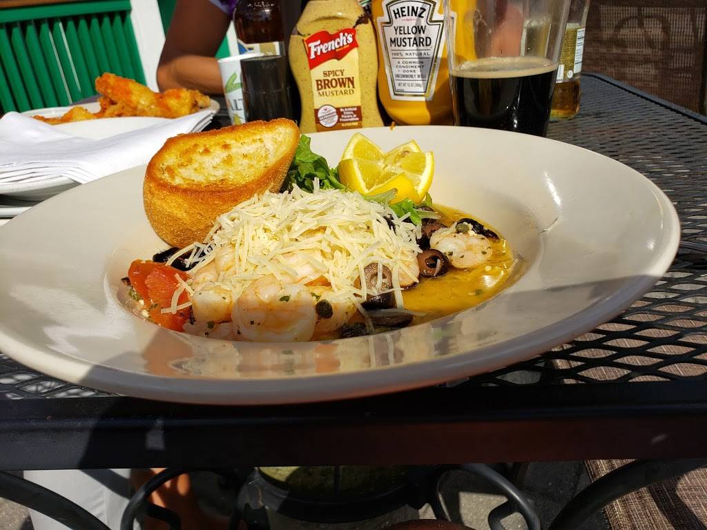 OKeefes Irish Pub & Restaurant | restaurant | 115 S Rockingham Ave, Tavares, FL 32778, USA | 3523432157 OR +1 352-343-2157