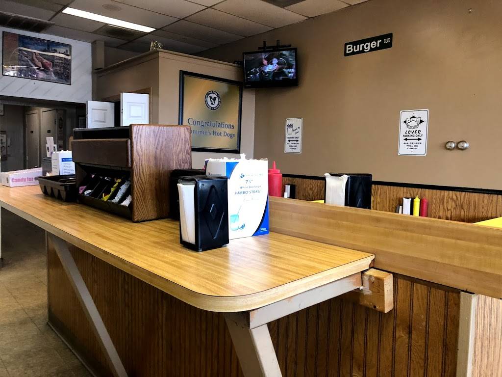 Sammies | restaurant | 216 N Milwaukee Ave #2, Lake Villa, IL 60046, USA | 8472652400 OR +1 847-265-2400