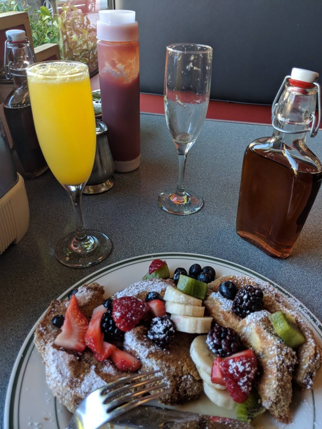 Royal Cafe | cafe | 811 San Pablo Ave, Albany, CA 94706, USA | 5105256066 OR +1 510-525-6066