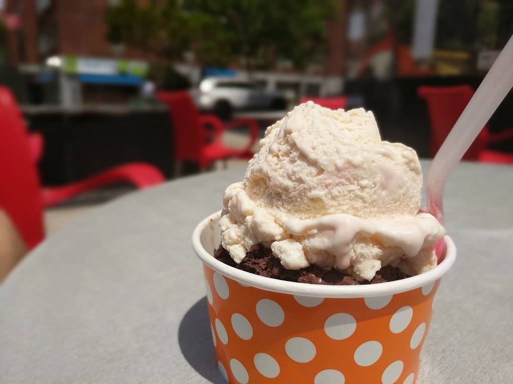 Screme Gelato Bar | restaurant | 176 W 94th St, New York, NY 10025, USA | 6468707798 OR +1 646-870-7798