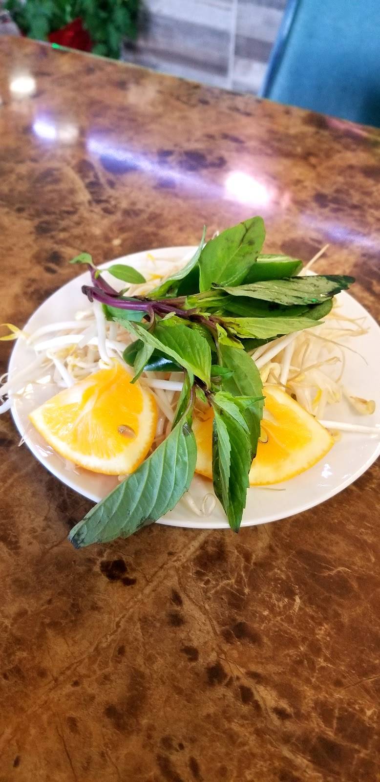 PhoDera Vietnamese Noodle House | restaurant | 200 W Olive Ave, Madera, CA 93637, USA | 5593954510 OR +1 559-395-4510