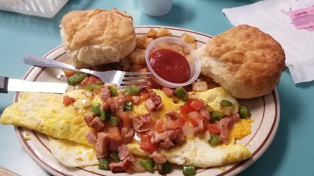 Diamond S Restaurant | restaurant | 7604 3606, Avenue F, Bay City, TX 77414, USA | 9792454846 OR +1 979-245-4846