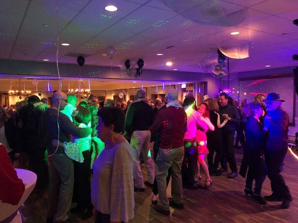 Mulligans Pointe | restaurant | 22426 Sussex Pines Rd, Georgetown, DE 19947, USA | 3028566283 OR +1 302-856-6283