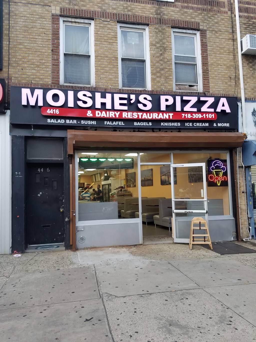 Moishes pizza & dairy restaurant | restaurant | 4416 Fort Hamilton Pkwy, Brooklyn, NY 11219, USA | 7183091101 OR +1 718-309-1101