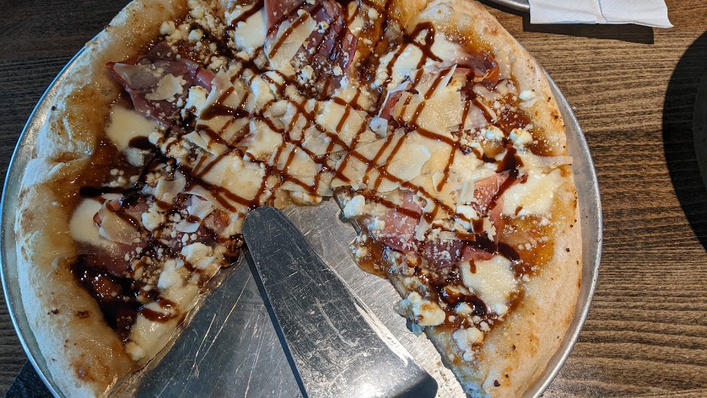 Rotolos Craft & Crust | restaurant | 681 S White Station Rd, Memphis, TN 38117, USA | 9014543352 OR +1 901-454-3352