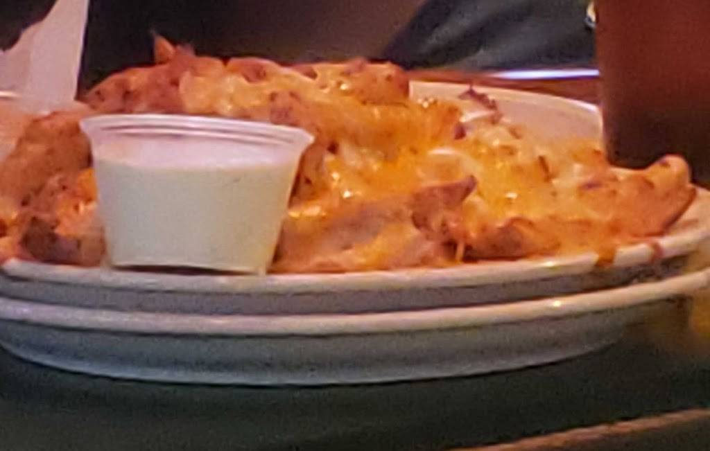 Blinkys Noble Grill & Bar | restaurant | 2350 Noblestown Rd # 11, Pittsburgh, PA 15205, USA | 4129190548 OR +1 412-919-0548