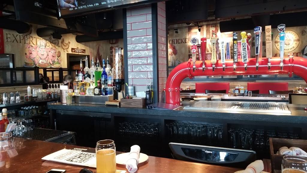 Red Heat Tavern | restaurant | 227 Turnpike Rd, Westborough, MA 01581, USA | 5083291795 OR +1 508-329-1795