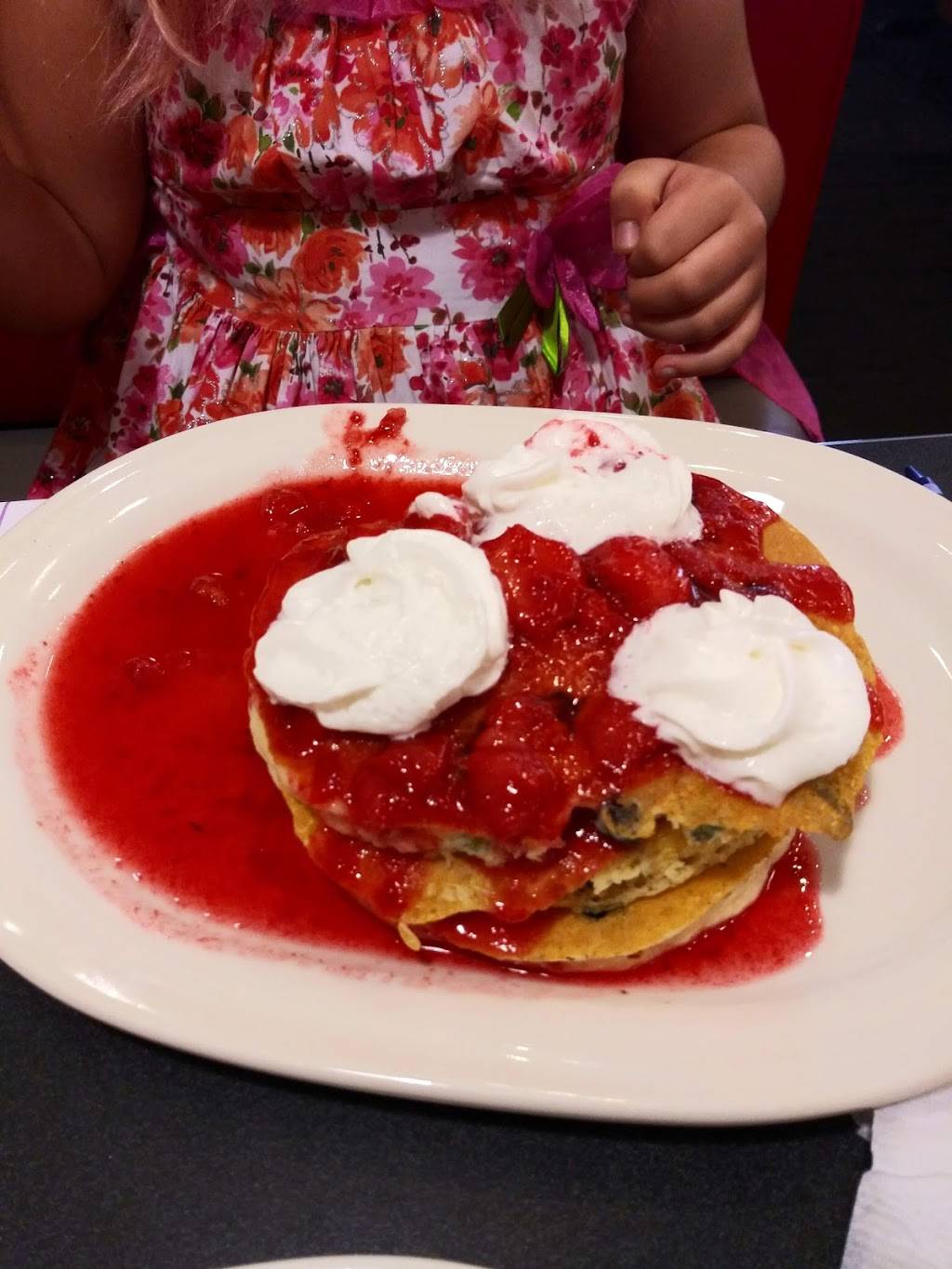 Friendlys | restaurant | 1100 Delsea Dr, Glassboro, NJ 08028, USA | 8565892488 OR +1 856-589-2488