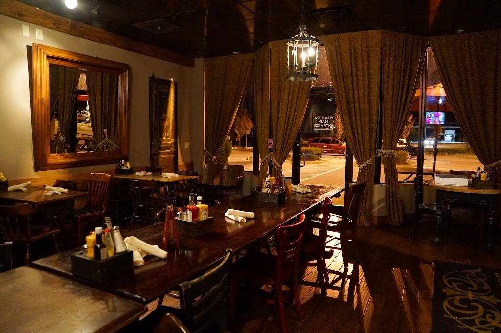 Gatehouse Tavern | restaurant | 960 Gateway Commons Cir, Wake Forest, NC 27587, USA | 9195696745 OR +1 919-569-6745
