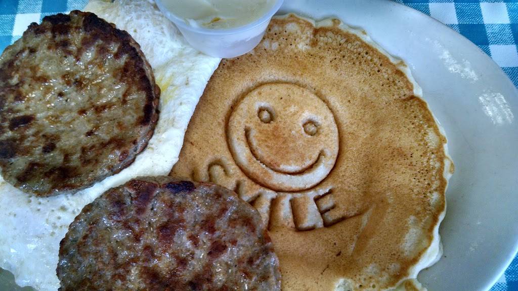 Rise N Shine Diner | restaurant | 14 Main St, Eatontown, NJ 07724, USA | 7325428042 OR +1 732-542-8042