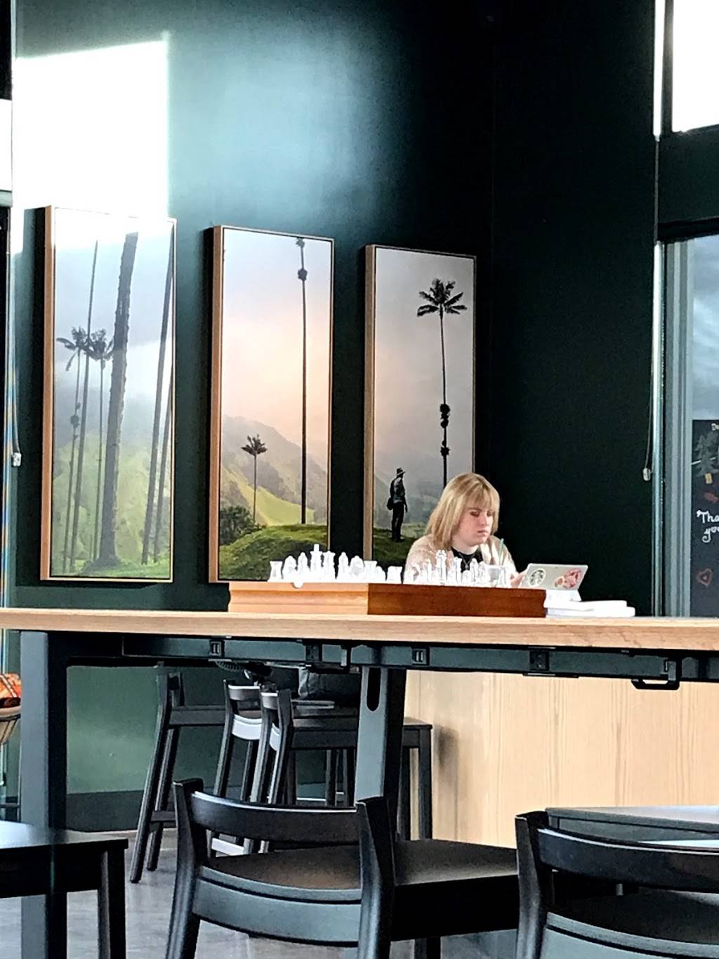 Starbucks | cafe | 6680 S 2500 E, Uintah, UT 84405, USA | 3852942268 OR +1 385-294-2268