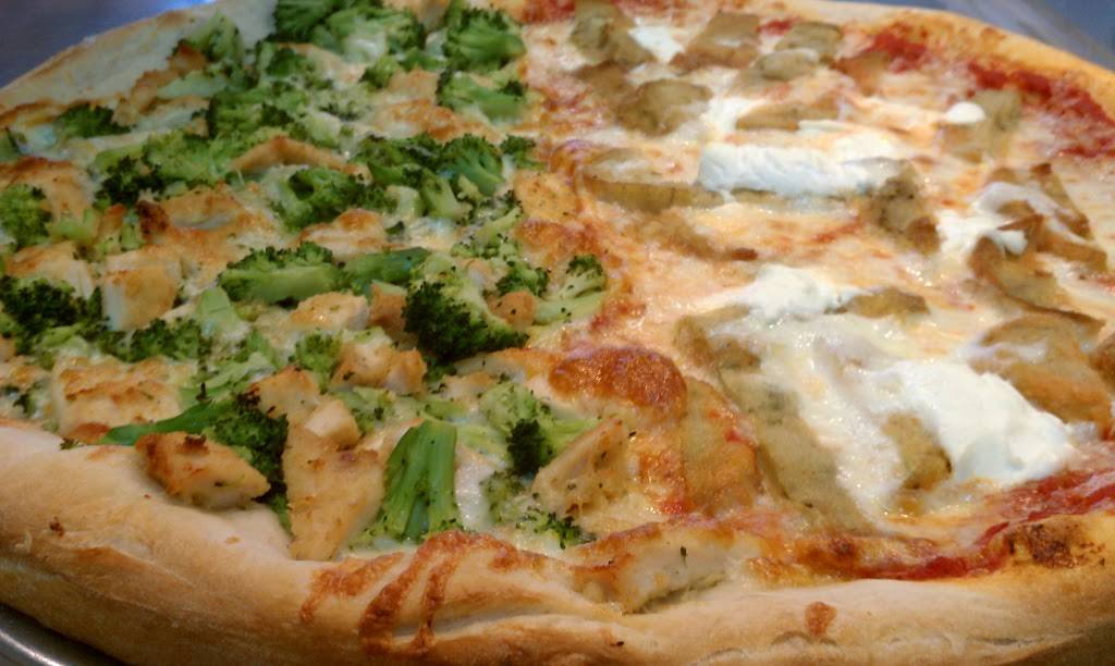 Angelo & Als Pizzeria | restaurant | 68-22 Fresh Meadow Ln, Fresh Meadows, NY 11365, USA | 7187628067 OR +1 718-762-8067