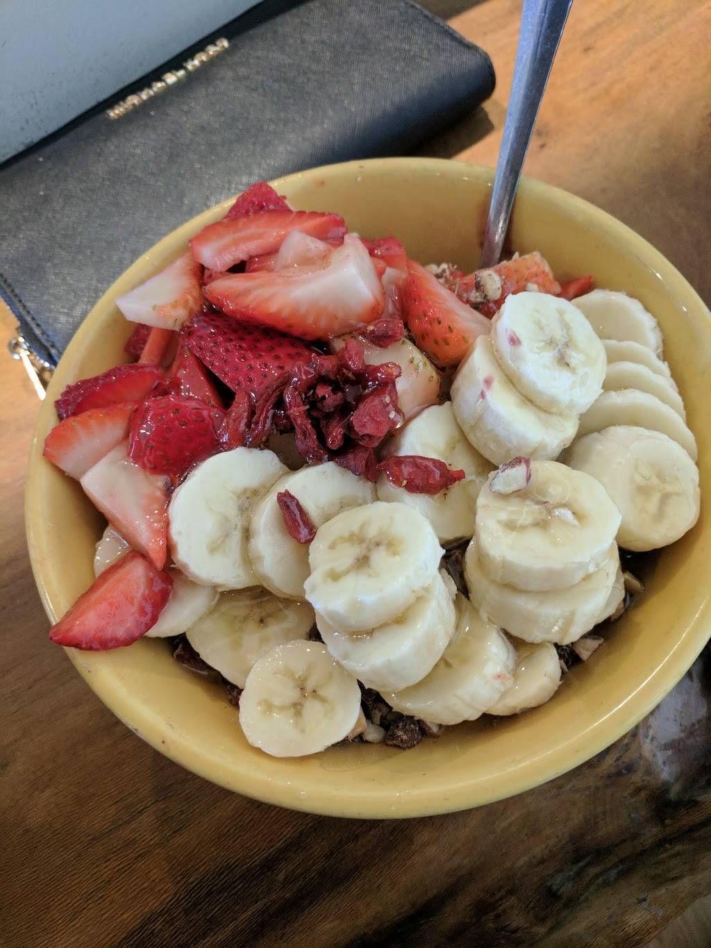 Backyard Bowls | restaurant | 331 Motor Way, Santa Barbara, CA 93101, USA | 8058455379 OR +1 805-845-5379