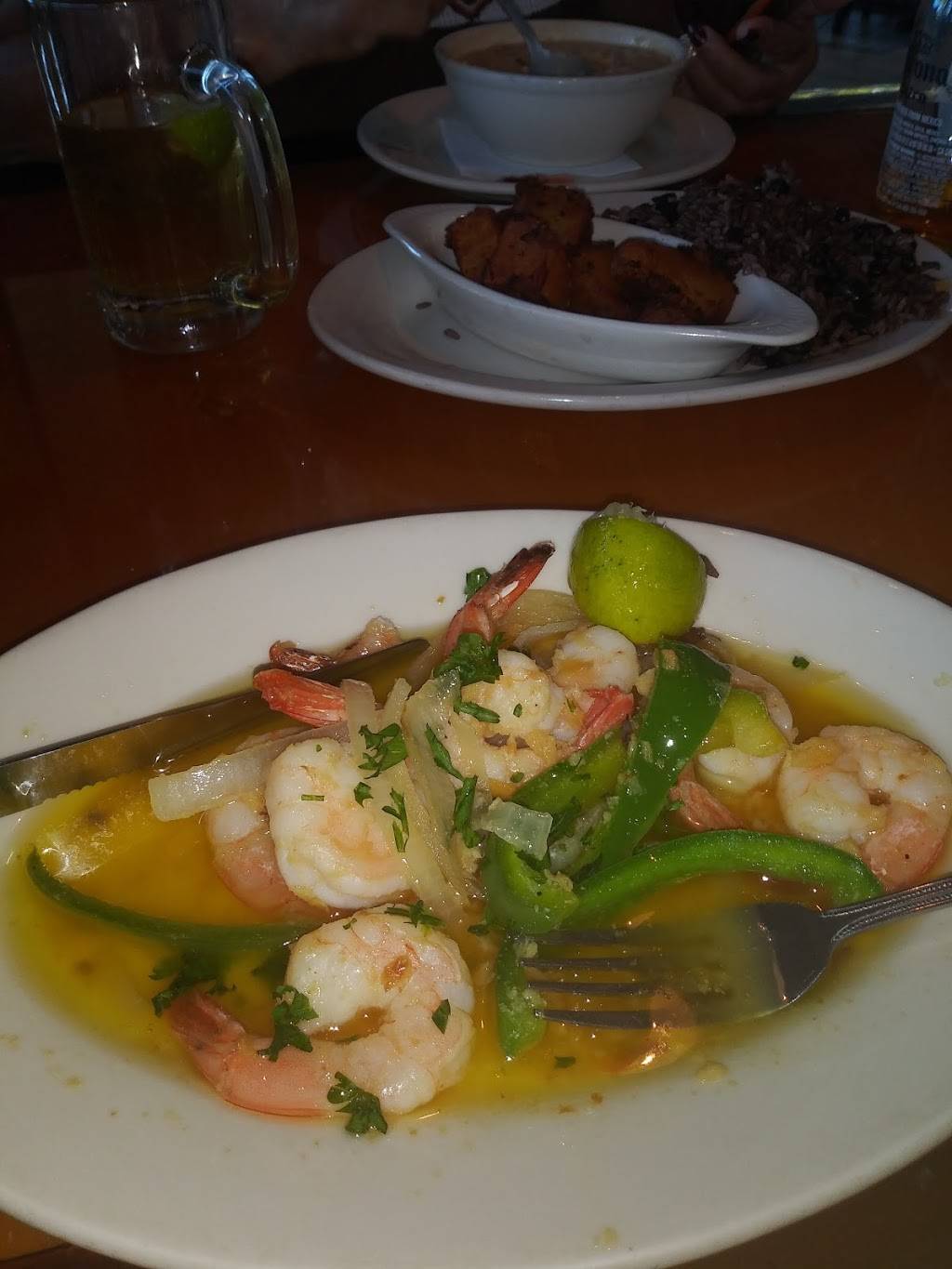 La Giraldilla Restaurant | restaurant | 4292 SW 152nd Ave, Miami, FL 33185, USA | 3054808081 OR +1 305-480-8081