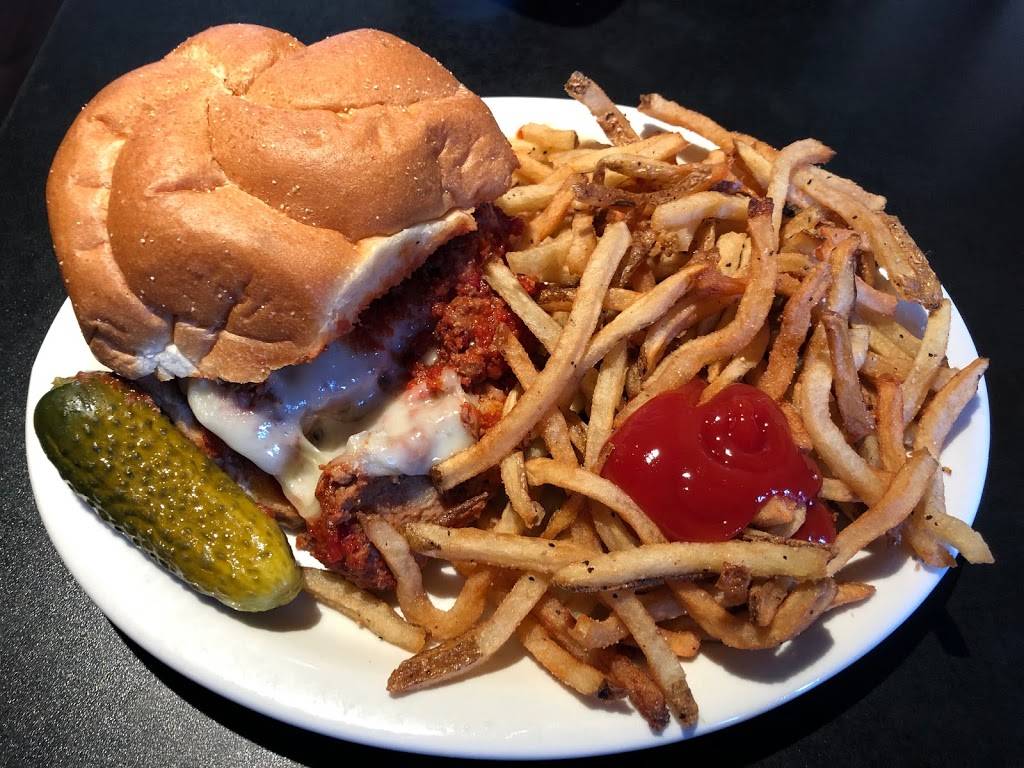 Lakeside Bar & Grille | restaurant | 97 Boston Turnpike, Shrewsbury, MA 01545, USA | 5084253543 OR +1 508-425-3543