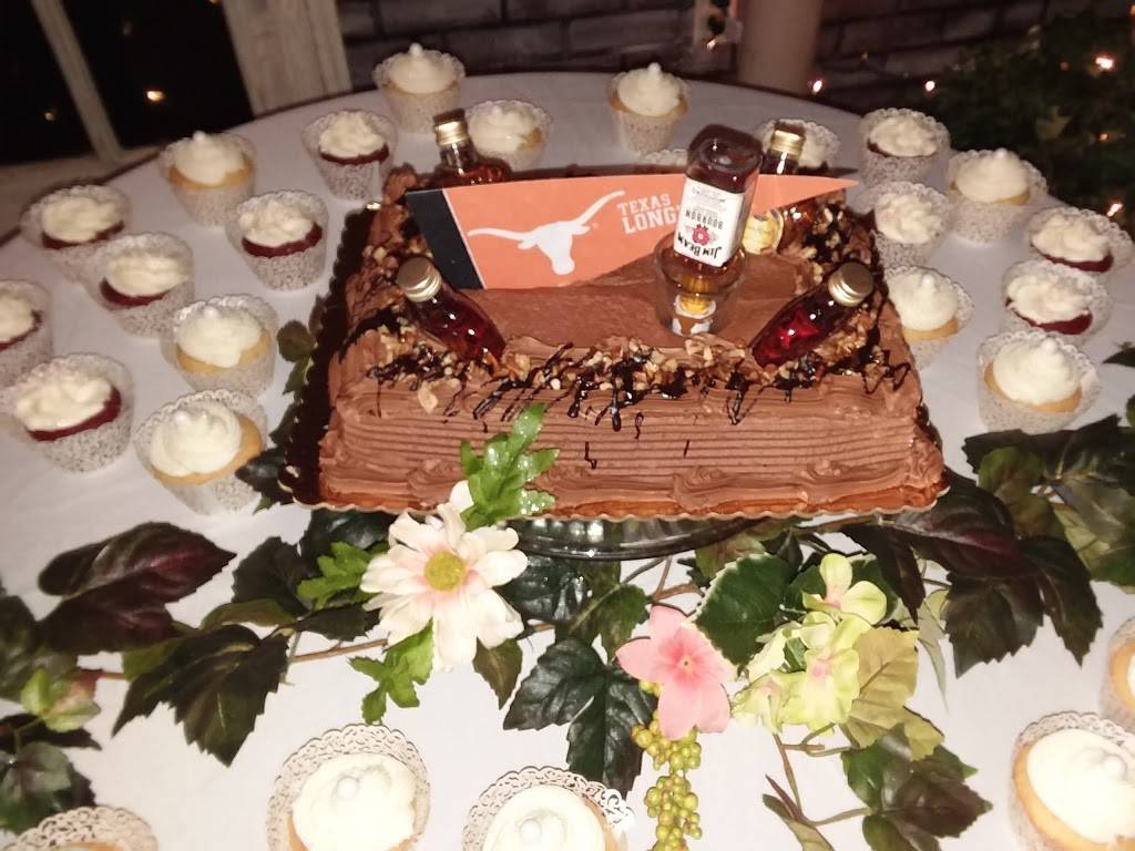 The Courtyard | restaurant | 4321 Lincoln Ave, Groves, TX 77619, USA | 4099622850 OR +1 409-962-2850