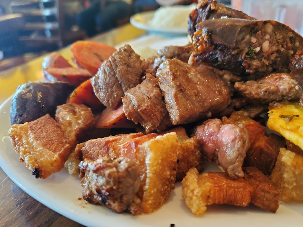 Monserrate Restaurant | restaurant | 9545 NW 41st St, Doral, FL 33178, USA | 3054360803 OR +1 305-436-0803