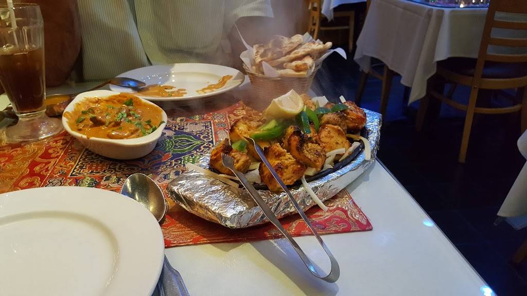 Himalayan Cafe | restaurant | 36 S Fair Oaks Ave, Pasadena, CA 91105, USA | 6265641560 OR +1 626-564-1560