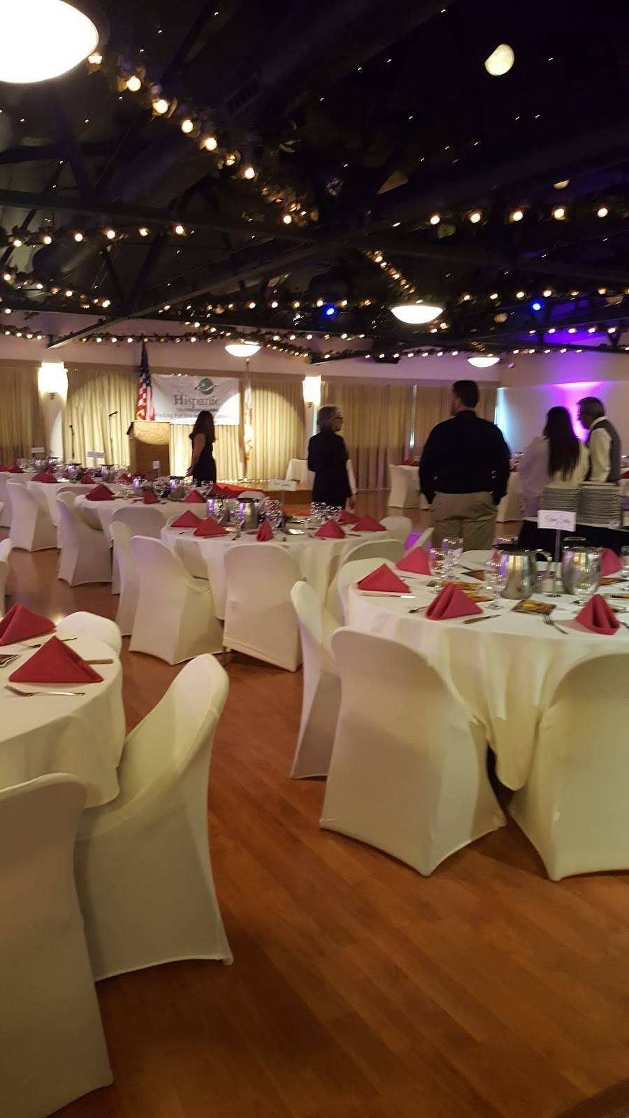 Gateway Gardens | restaurant | 560 W 18th St, Merced, CA 95340, USA | 2093843797 OR +1 209-384-3797