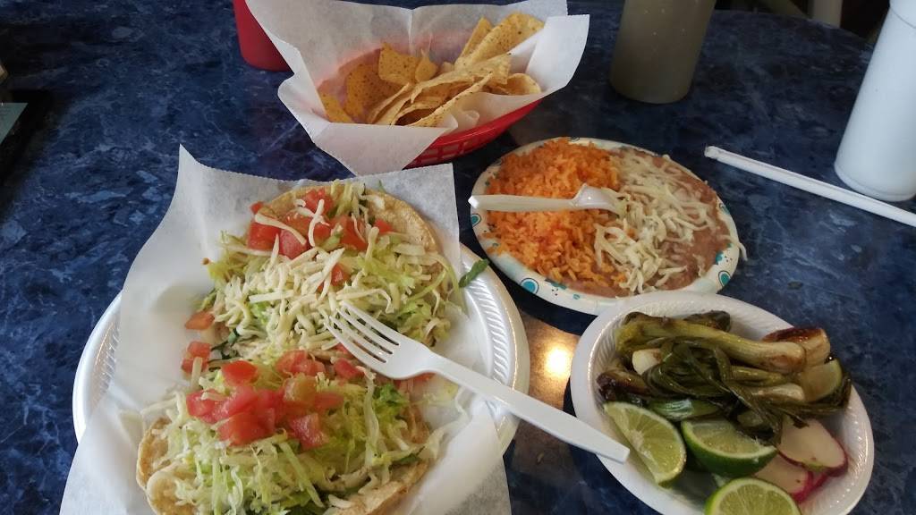 Tacos El Caporal | restaurant | 1260 Burton St SW, Wyoming, MI 49509, USA | 6162466180 OR +1 616-246-6180