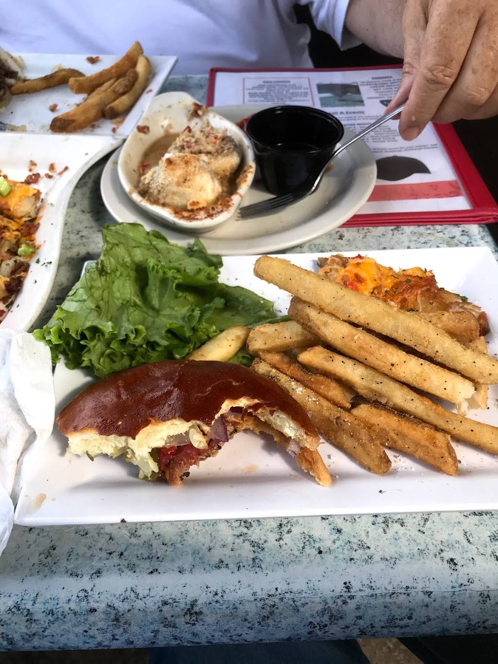 Larkins On the Lake Restaurant | restaurant | 1020 Memorial Hwy, Lake Lure, NC 28746, USA | 8286254075 OR +1 828-625-4075