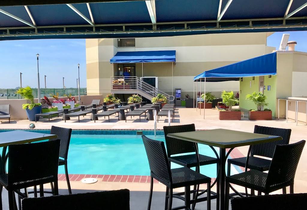RiVive Pool Bar & Grill | restaurant | Beach Quarters Resort, 501 Atlantic Ave, Virginia Beach, VA 23451, USA | 7574223186 OR +1 757-422-3186