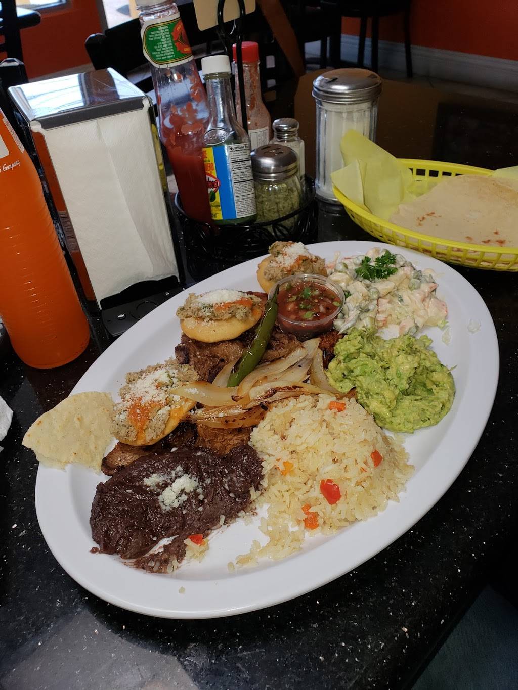 Restaurante El Gordo | restaurant | 11723 Saticoy St, North Hollywood, CA 91605, USA | 8188213274 OR +1 818-821-3274