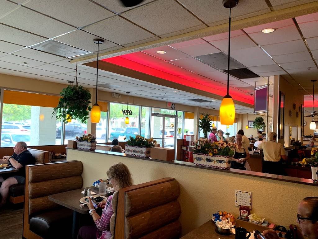 Weston Diner | restaurant | 4484 Weston Rd, Davie, FL 33331, USA | 9542173090 OR +1 954-217-3090