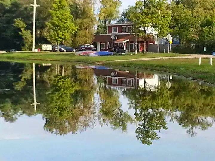 Chriss Steel Horse Saloon | restaurant | Pell Lake Dr, Genoa City, WI 53128, USA | 2622958432 OR +1 262-295-8432