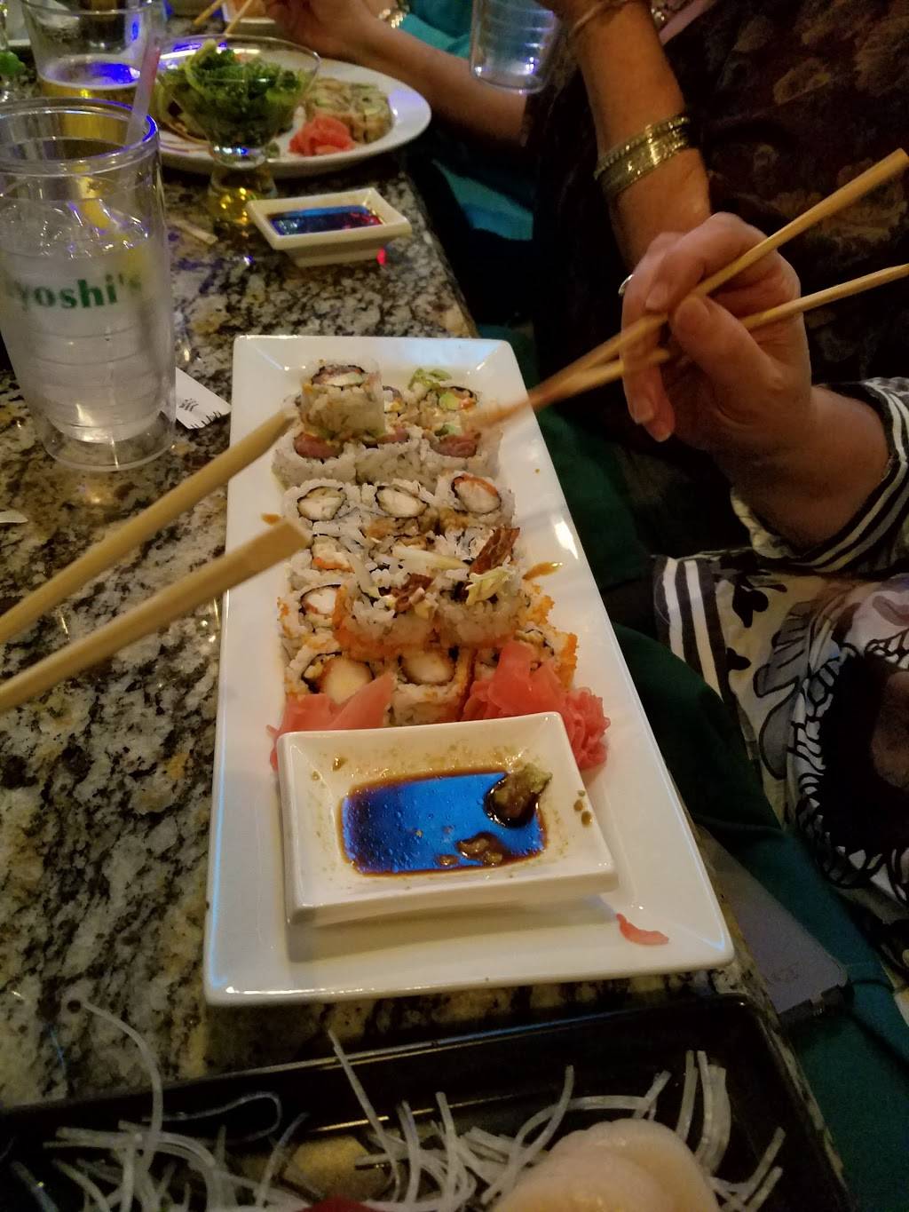 Kiyoshis Sushi LLC | restaurant | 6550 Gateway Ave, Sarasota, FL 34231, USA | 9419243781 OR +1 941-924-3781