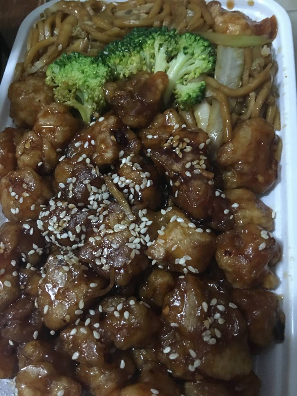 Fast Wok | restaurant | 5123 Timuquana Rd, Jacksonville, FL 32210, USA | 9047773237 OR +1 904-777-3237