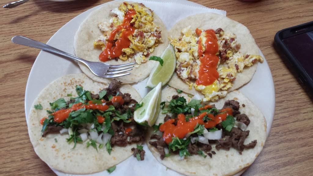 Taqueria El Rojo Loco | restaurant | 2833 Collingsworth St, Houston, TX 77026, USA | 7132271572 OR +1 713-227-1572