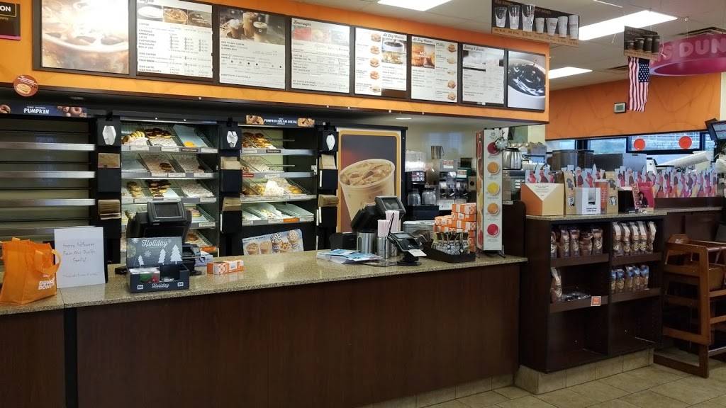 Dunkin | bakery | 1171 S Wisconsin Dells Pkwy S, Lake Delton, WI 53940, USA | 6082541111 OR +1 608-254-1111