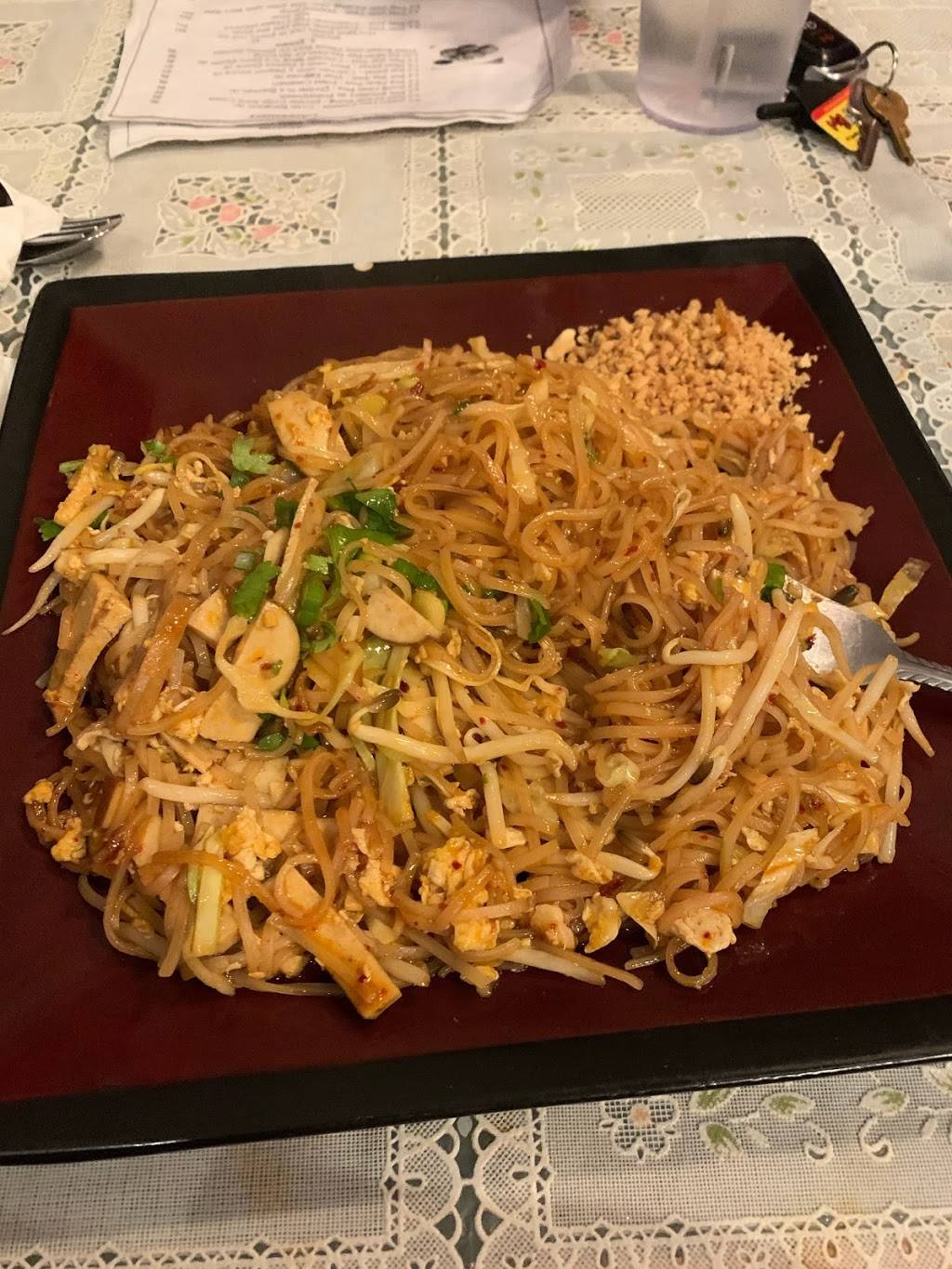 Chims Thai Kitchen @Down Town | restaurant | 7 S 10th St, Columbia, MO 65201, USA | 5092953810 OR +1 509-295-3810