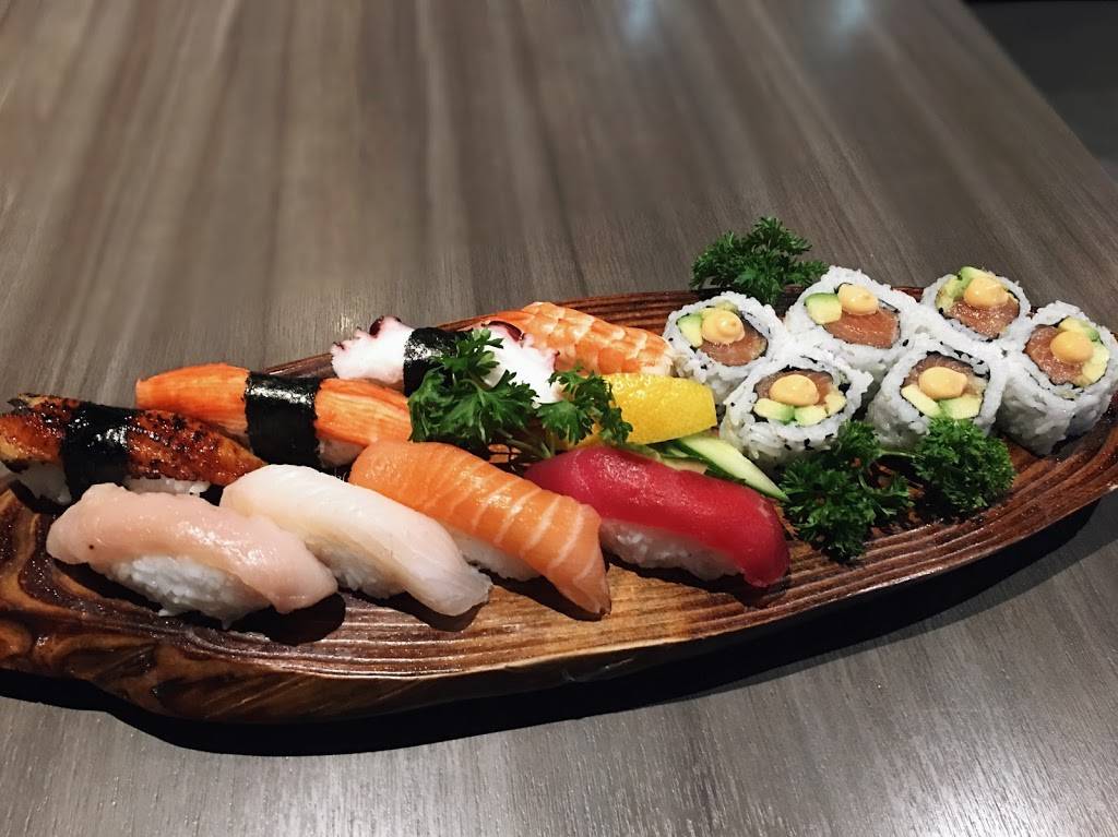 Sushi Avenue | restaurant | 150 Avenue Rd, Toronto, ON M5R 2H8, Canada | 4169721888 OR +1 416-972-1888