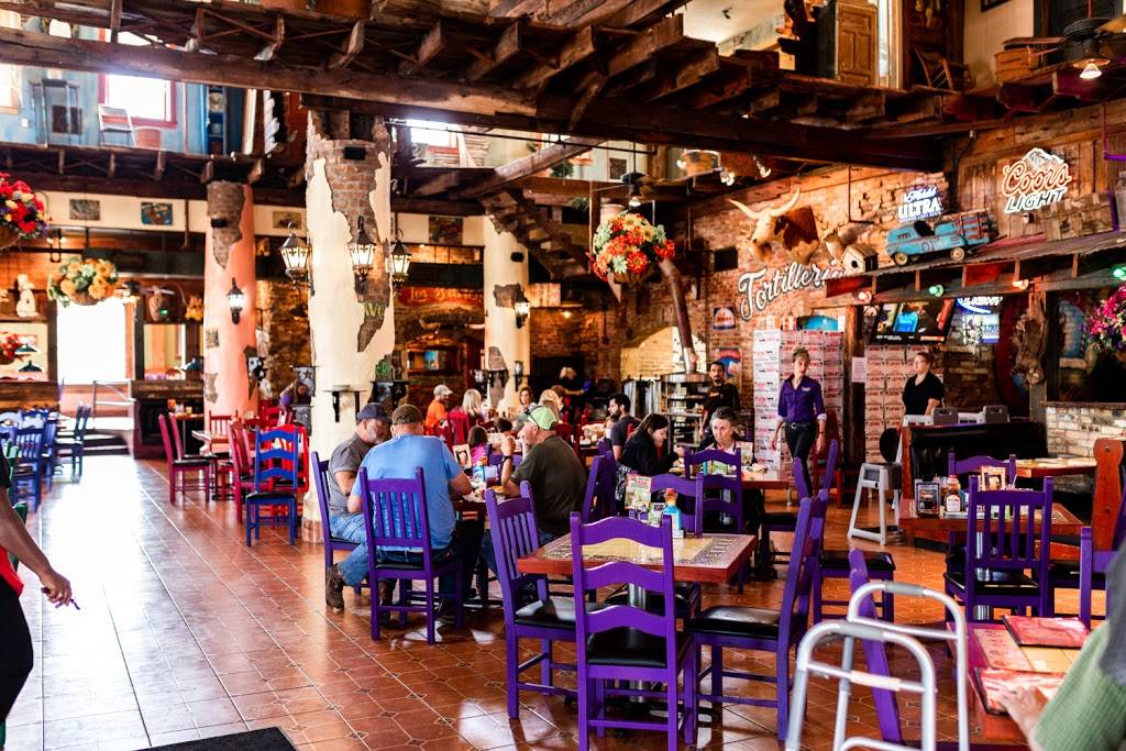 Posados Cafe - E Bert Kouns Industrial | restaurant | 1355 E Bert Kouns, Industrial, Shreveport, LA 71105, USA | 3185242000 OR +1 318-524-2000