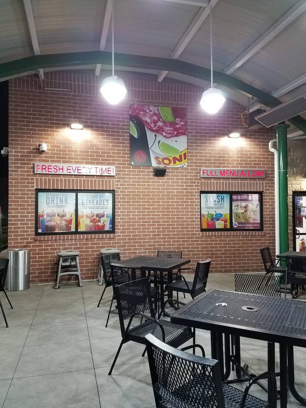 Sonic Drive-In | restaurant | 750 West Sunrise Hwy, Valley Stream, NY 11582, USA | 5168874768 OR +1 516-887-4768