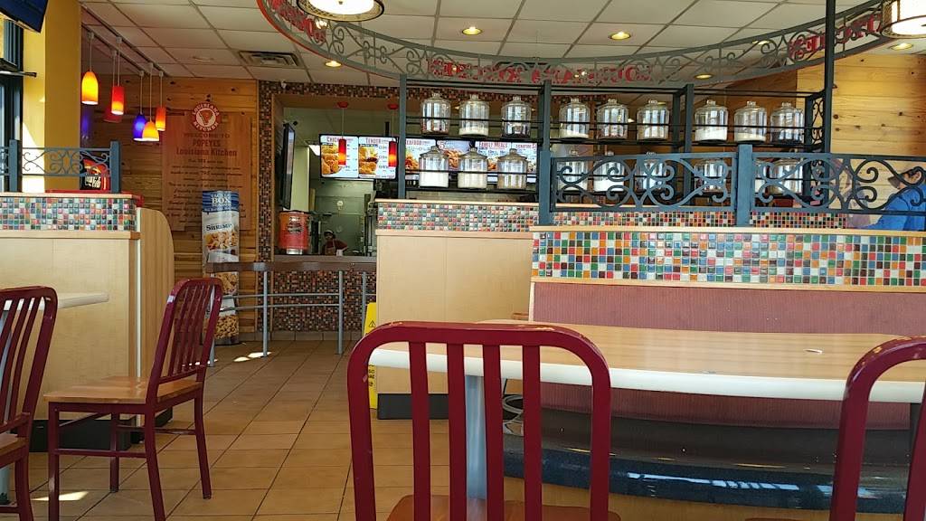 Popeyes Louisiana Kitchen | restaurant | 10207 E 41st St, Tulsa, OK 74146, USA | 9186607227 OR +1 918-660-7227
