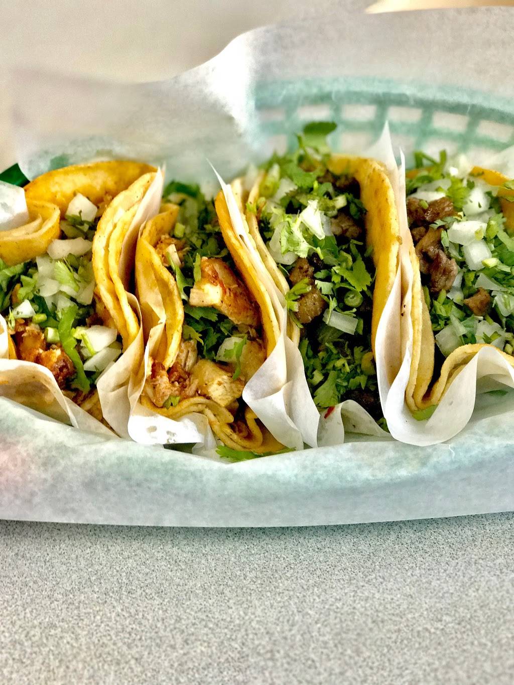 Los Comales | restaurant | 2110 W Lake St, Melrose Park, IL 60160, USA | 7083458500 OR +1 708-345-8500