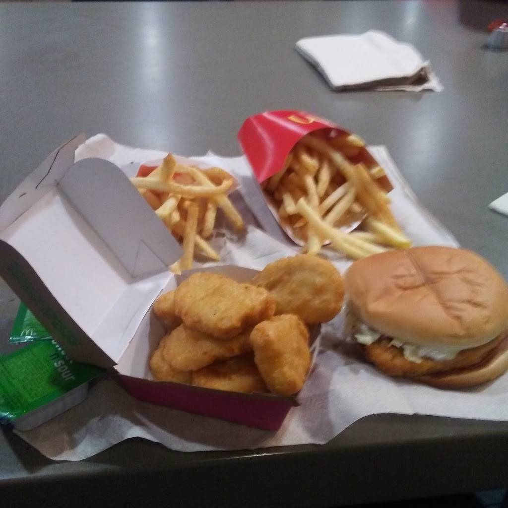 McDonalds | cafe | 4200 W Sample Rd, Coconut Creek, FL 33073, USA | 9549683310 OR +1 954-968-3310