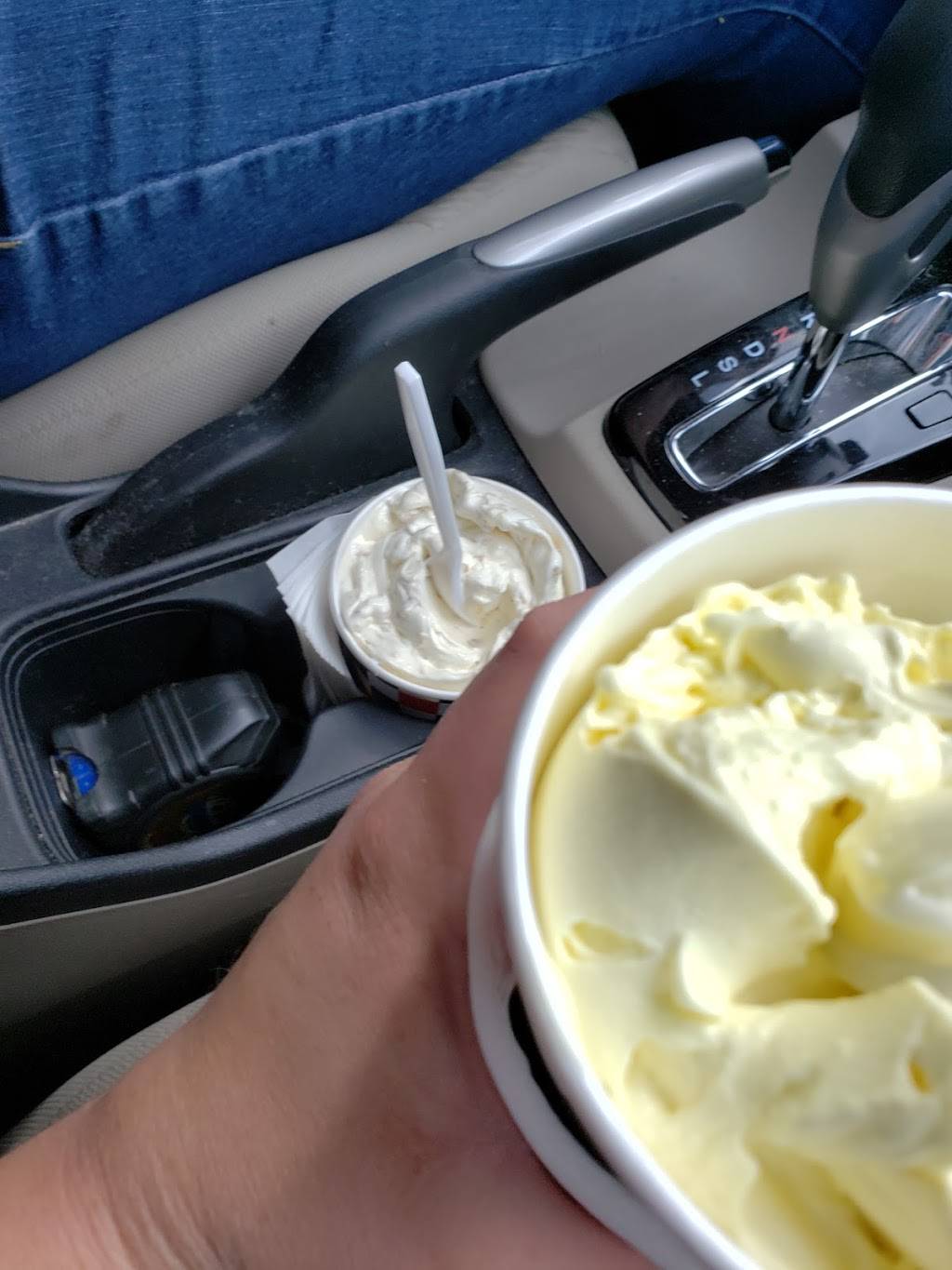 Nielsens Frozen Custard | restaurant | 3779 S Jordan Pkwy, South Jordan, UT 84009, USA | 8012807479 OR +1 801-280-7479