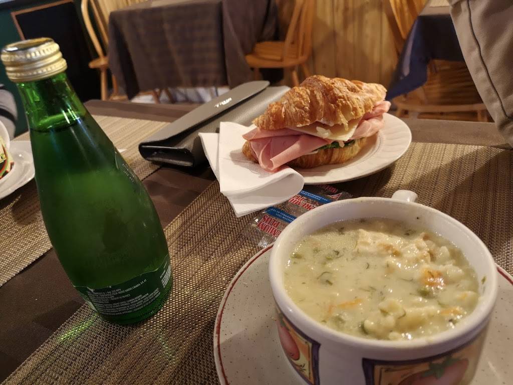 Country Kitchen Restaurant | restaurant | 1520 Trinity Dr, Mississauga, ON L5T 1L6, Canada | 9056705362 OR +1 905-670-5362