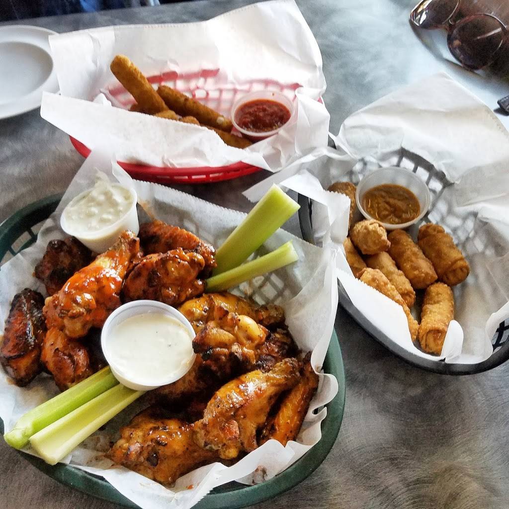 The Neighbors Bar & Grille | restaurant | s16w22255 Arcadian Ave, Waukesha, WI 53186, USA | 2624085872 OR +1 262-408-5872