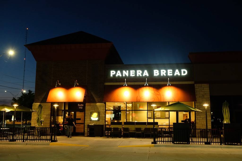 Panera Bread | cafe | 1300 N Roosevelt Ave Suite 110, Burlington, IA 52601, USA | 3197533989 OR +1 319-753-3989