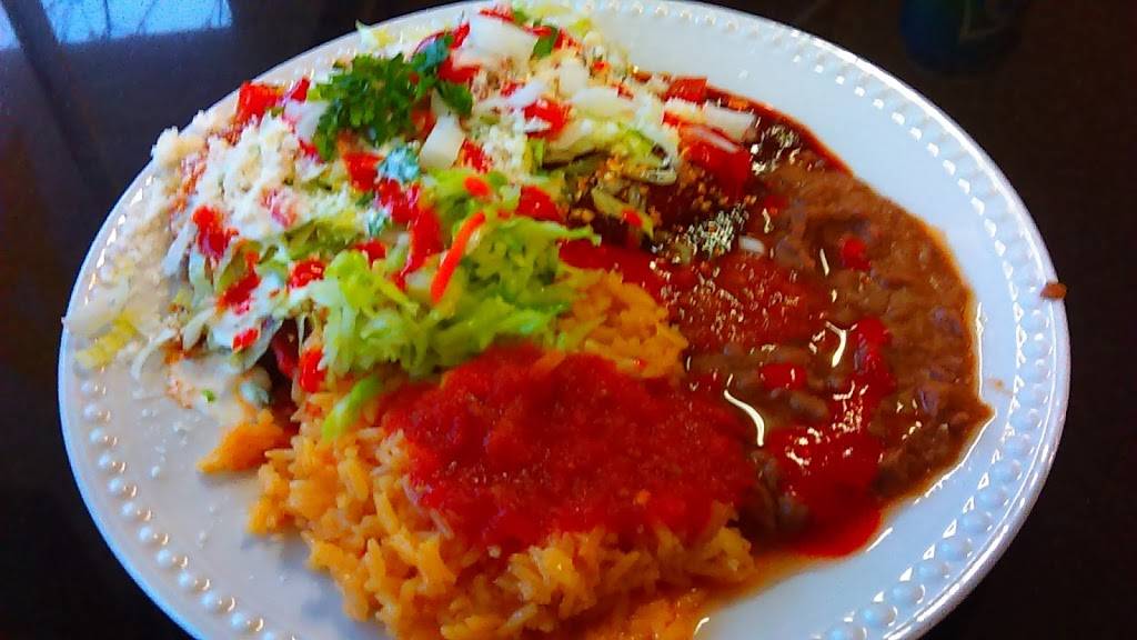 Anitas Restaurant | restaurant | 246 N Elmwood Ave, Lindsay, CA 93247, USA | 5599207211 OR +1 559-920-7211