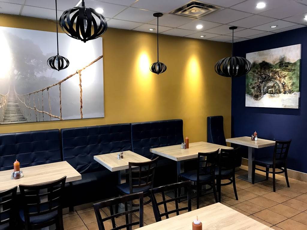 Kabob Hut | restaurant | 170 University Ave W, Waterloo, ON N2L 3E9, Canada | 5198800606 OR +1 519-880-0606