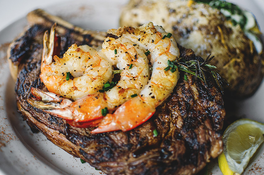 Sonny Williams Steak Room | restaurant | 500 President Clinton Ave #1, Little Rock, AR 72201, USA | 5013242999 OR +1 501-324-2999